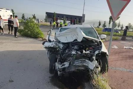 Dəhşətli avtomobil qəzası: - Yaralılar var