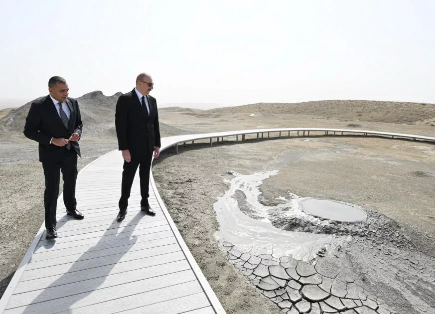 Prezident Palçıq Vulkanları Turizm Kompleksinin açılışında iştirak edib - FOTO