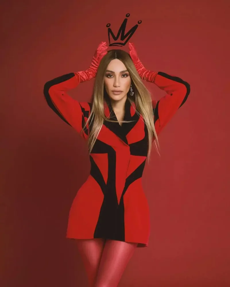 “15 yaşıma qədər bir şəklim də yoxdur”