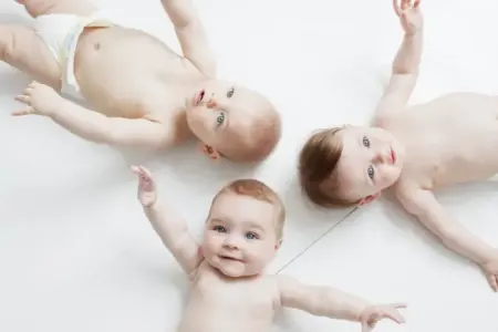 Ata qızını və nəvəsini - GÜLLƏLƏDİ