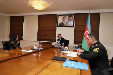 Mürsəl İbrahimov İsmayıllıda vətəndaşların problemlərini dinlədi