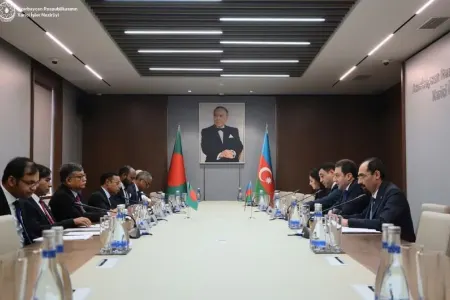 XİN-lər arasında siyasi məsləhətləşmələr olub - FOTO