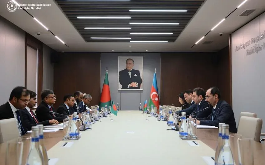 XİN-lər arasında siyasi məsləhətləşmələr olub - FOTO