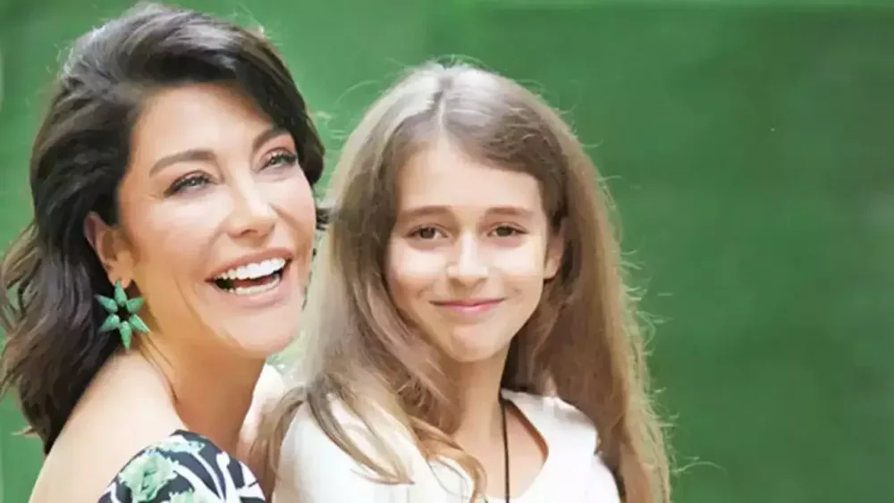 Denizin qızı əlindən alındı - FOTO