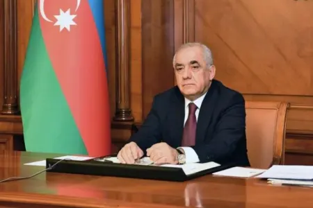 Baş nazirdən məktəblərlə bağlı - QƏRAR