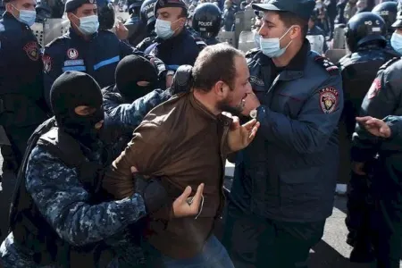 Daşnaksütyunun 13 üzvü saxlanıldı