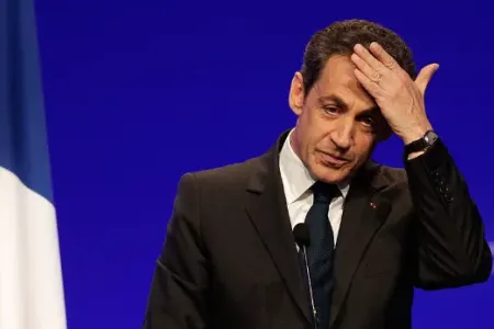 Sarkozi siyasətə qayıtmağı - PLANLAŞDIRMIR