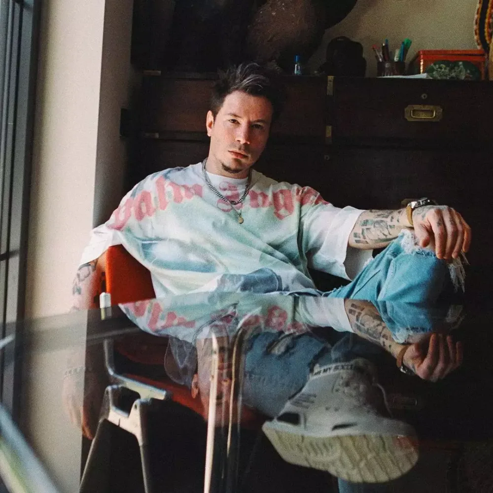 Rəqsanənin qızı Emrah Karadumanla çalışıb