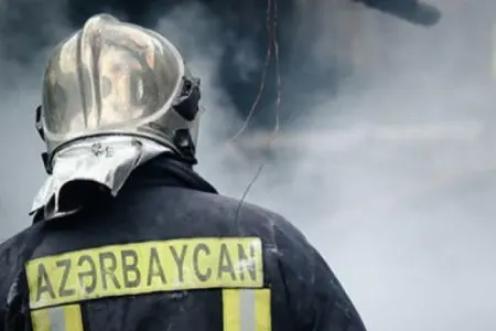 Bakıda doqquzmərtəbəli binada yanğın oldu