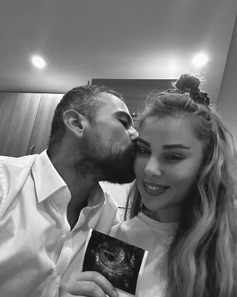 Tuğçe Tayfur ikinci dəfə ana oldu