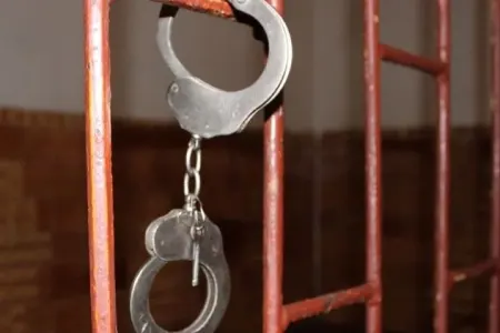 Məşhur müğənninin həbsdə olan fotosu - yayıldı - FOTO