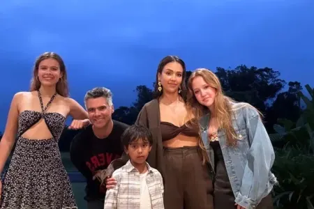 16 illik xoşbəxt evliliyin sirri