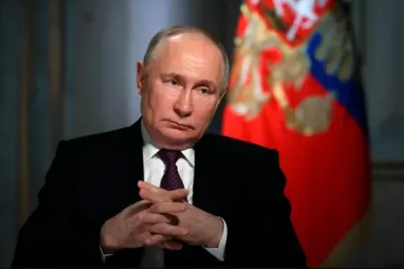 Putin Azərbaycandakı səfiri təltif etdi
