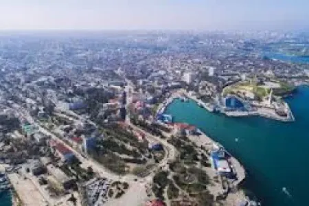Ukrayna Sevastopolu vurdu: 3 ölü, 100 yaralı
