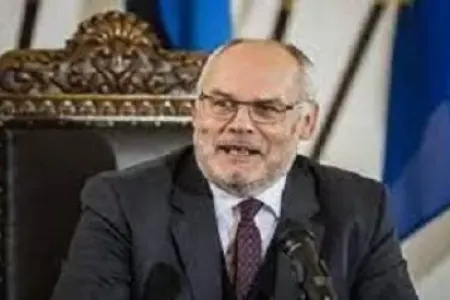 NATO müdafiə xərclərini artırmalıdır - Karis