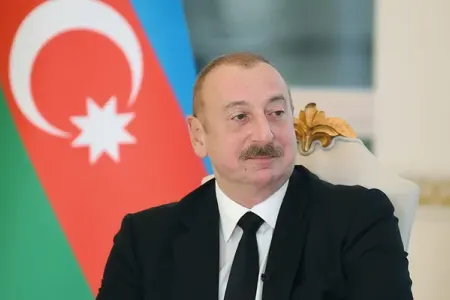Prezident jurnalisti təltif etdi - SƏRƏNCAM