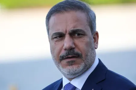 Hakan Fidandan nüvə xəbərdarlığı: - Mümkün qədər tez...