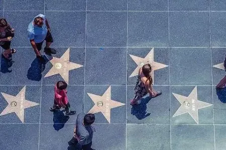 "Hollivud Şöhrət Xiyabanı"nın yeni ulduzları - AÇIQLANDI