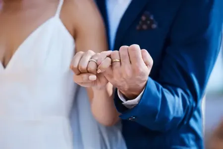 Survivor iştirakçıları evlənir