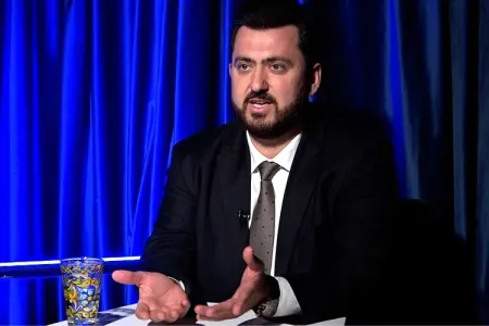 “Keçmişini unutmamalısan ki, qudurmayasan”