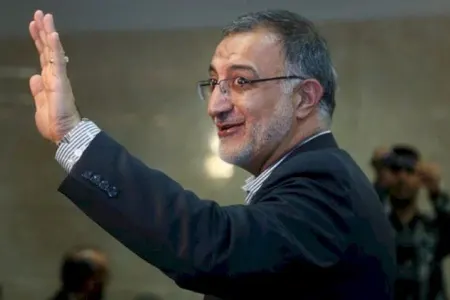 Tehran meri prezidentlik uğrunda mübarizədən çəkildi