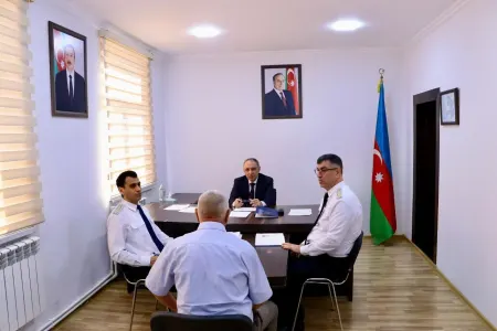 Baş prokuror Qazaxda vətəndaşları qəbul etdi - FOTOLAR