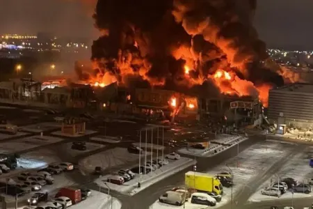 Yataqxanada GÜCLÜ YANĞIN: - Ölənlər var