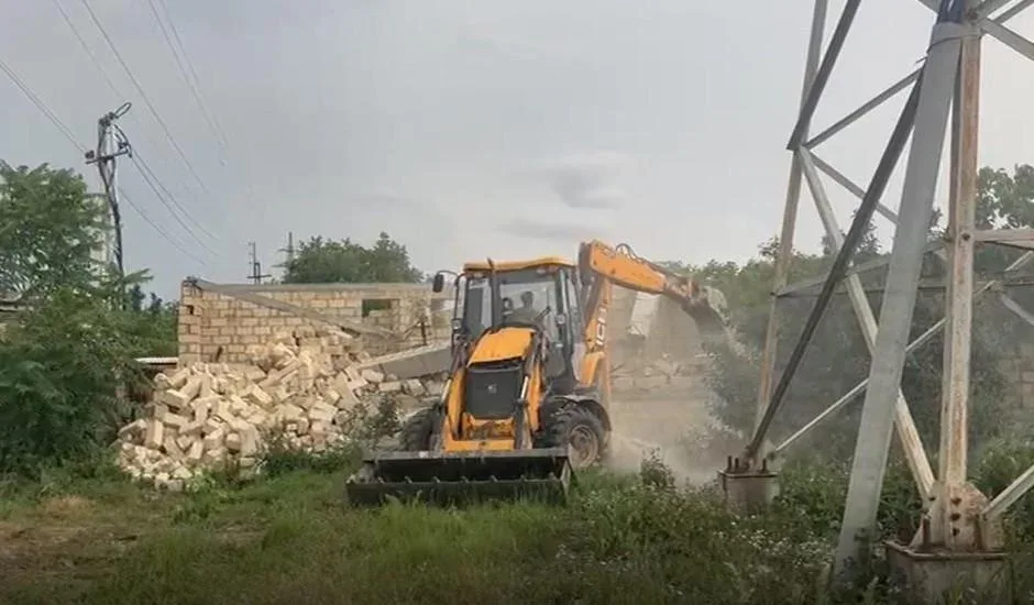 Qanunsuz tikintinin qarşısı alındı - FOTO - VİDEO