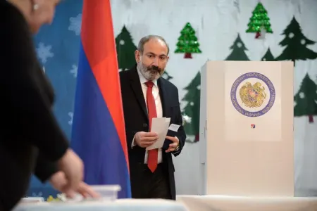 Paşinyan parlament seçkilərinə - HAZIRLAŞIR