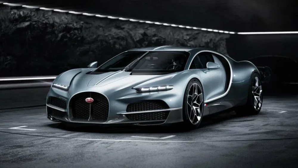 Zelenski arvadına “Bugatti Tourbillon” aldı - FOTO