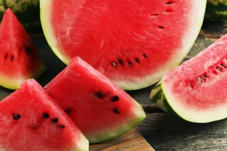 Qarpız tumlarını atmayın! - Bu xəstəliyin dərmanıdır