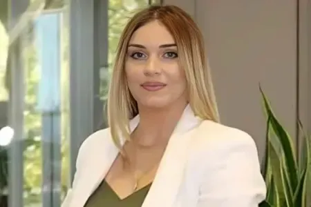 "İlin iş xanımı" seçilən direktor buna görə saxlanıldı - VİDEO