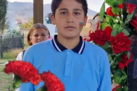 Yeddinci sinif şagirdi vəfat etdi