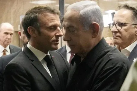 Makrondan Netanyahuya çağırış