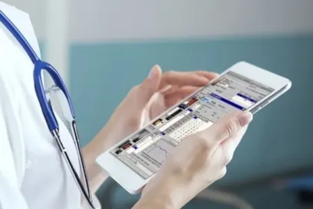 Mütəxəssis: Vətəndaş həkimdən elektron resept tələb edə bilər