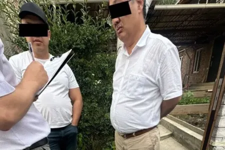 Rüşvətxor hakim ifşa zamanı qaçarkən qəzaya düşüb