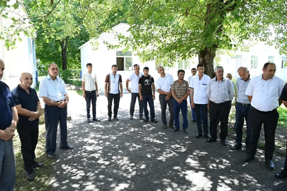 Vüqar Əhmədov Oğuzda vətəndaşları qəbul etdi