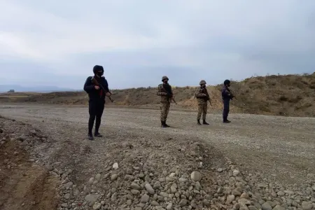 Kəlbəcərə icazəsiz keçmək istəyən şəxslər saxlanıldı