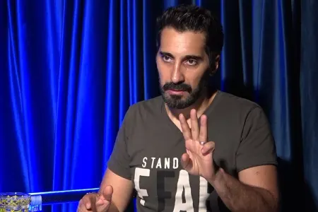 Qadınların 3 funksiyası var: - Yemək bişirmək, doğmaq, axşam…