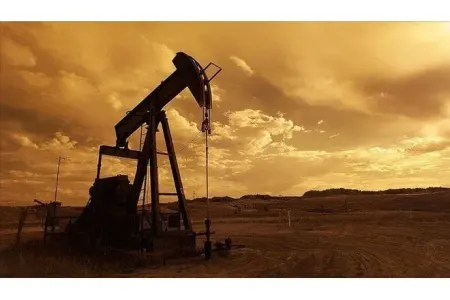 OPEC-in gündəlik neft hasilatı - azaldı