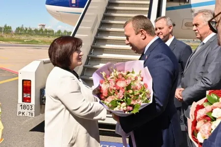 Sahibə Qafarova Rusiyaya getdi