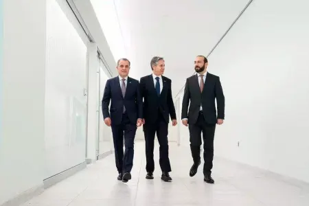 Vaşinqtonda üçtərəfli görüş başa çatdı