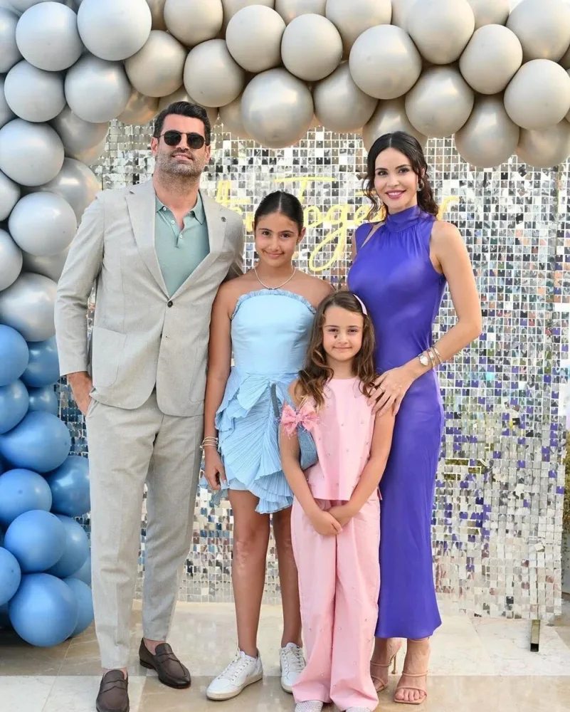 Zeynep Dəmirəl hamilədir?