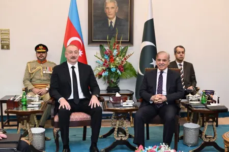 Azərbaycan-Pakistan sənədləri imzalandı