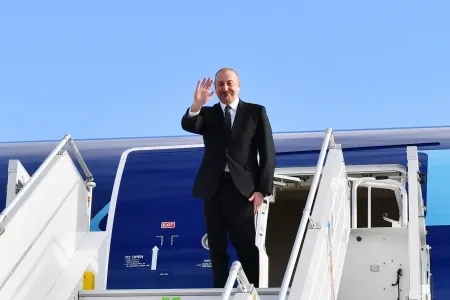 İlham Əliyevin Pakistana səfəri başa çatdı