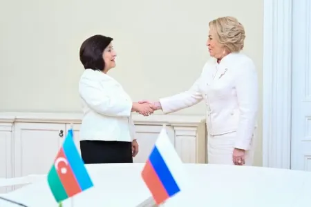 Sahibə Qafarova Rusiyada görüşlər keçirdi