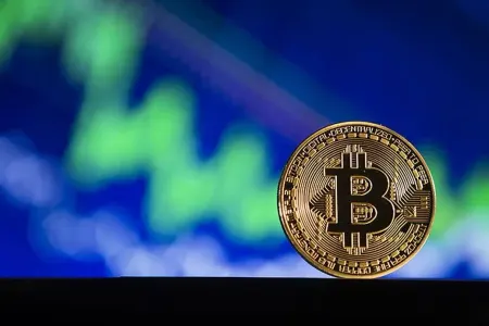 Bitcoin 63 min dollara - ÇATDI