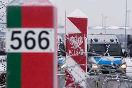 Belarus: Polşa sərhəddə gərginlik istəyir