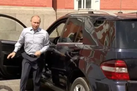 Putin bu yolun açılışını “Lada” ilə etdi - Video