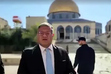 İsrailli nazir Məscidül-Əqsaya - basqın etdi